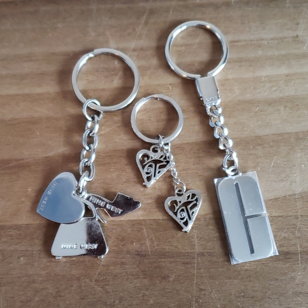 🖤 Lot of 3 Nine West Silver Tone Metal Key Chains